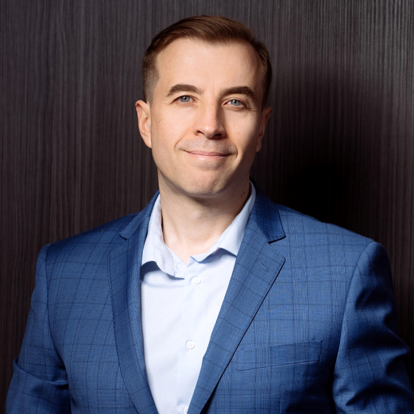 Андрій Длігач